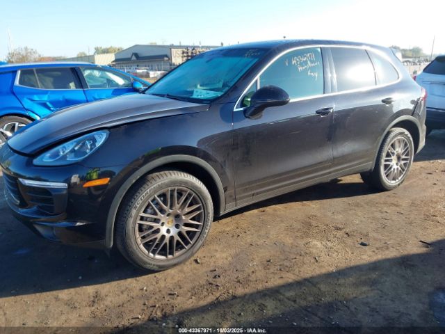 2017 PORSCHE CAYENNE WP1AB2A26HLA52834 Photo 1