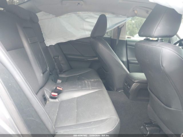 2016 LEXUS IS 200T JTHBA1D24G5028225 Photo 7