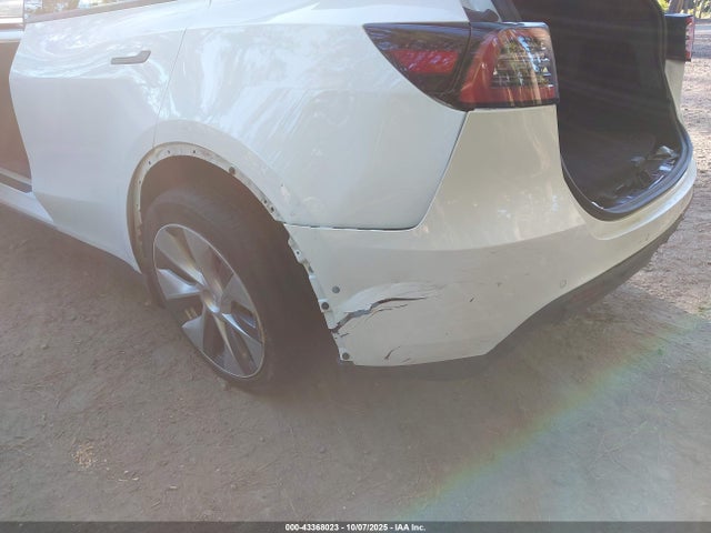 2022 TESLA MODEL Y 7SAYGDEE4NF425579 Photo 5