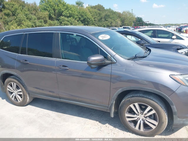 Honda j35y6 2017 5FNYF5H75HB041348 Image 13
