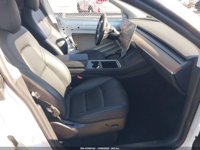 2022 TESLA MODEL Y 7SAYGAEE1NF336521 Photo 4