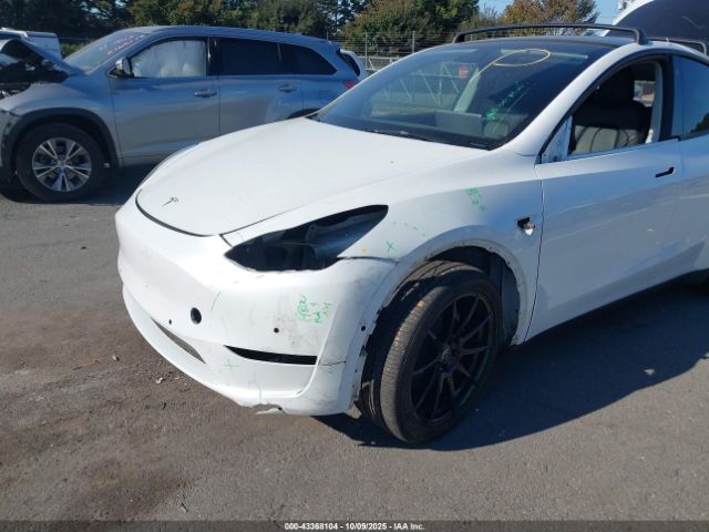 2022 TESLA MODEL Y 7SAYGAEE1NF336521 Photo 5
