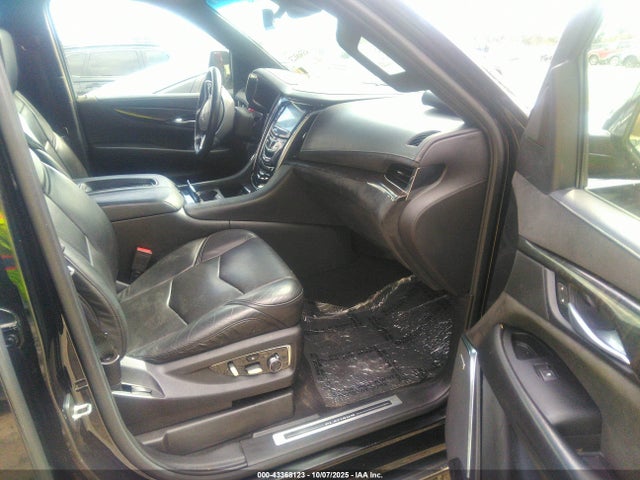 2018 CADILLAC ESCALADE ESV 1GYS4KKJ3JR171752 Photo 4