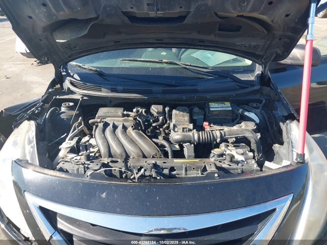 Nissan 2015 2015 3N1CN7AP1FL957187 Image 10