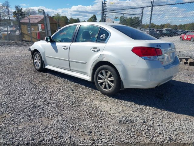 2012 SUBARU LEGACY 4S3BMBG64C3031743 Photo 2