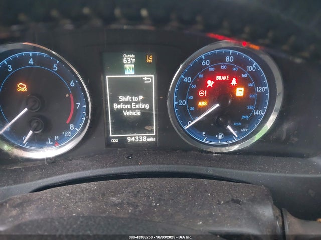 2T1BURHE2JC106636 Toyota Corolla Xle