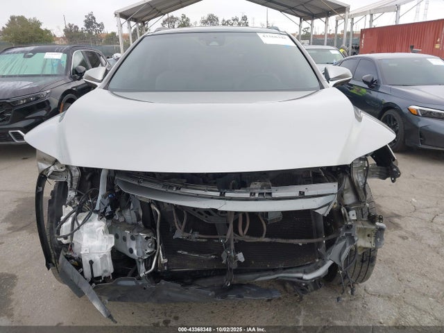 Lexus 2017 2017 2T2ZZMCA7HC054062 Image 13