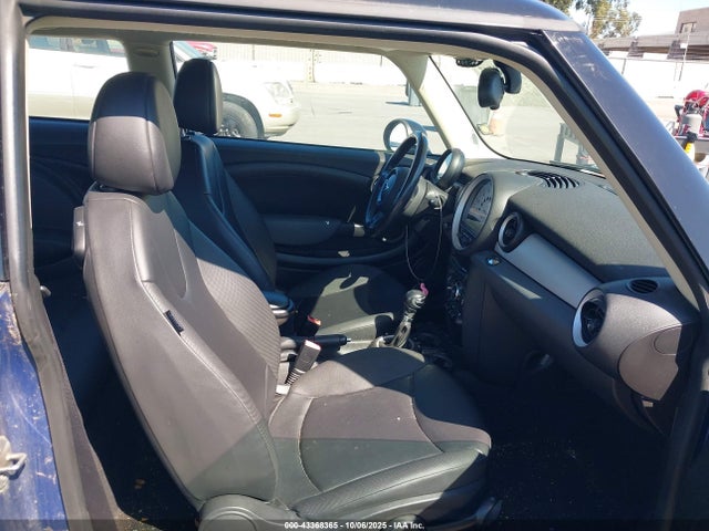 2012 MINI COOPER WMWSU3C56CT254494 Photo 4