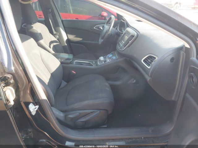 2015 CHRYSLER 200 1C3CCCAB8FN602389 Photo 4