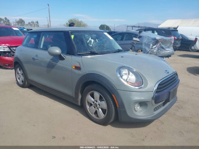 2018 MINI HARDTOP WMWXP5C54J2G61549 Photo 0