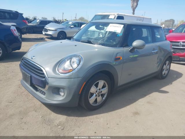 2018 MINI HARDTOP WMWXP5C54J2G61549 Photo 1