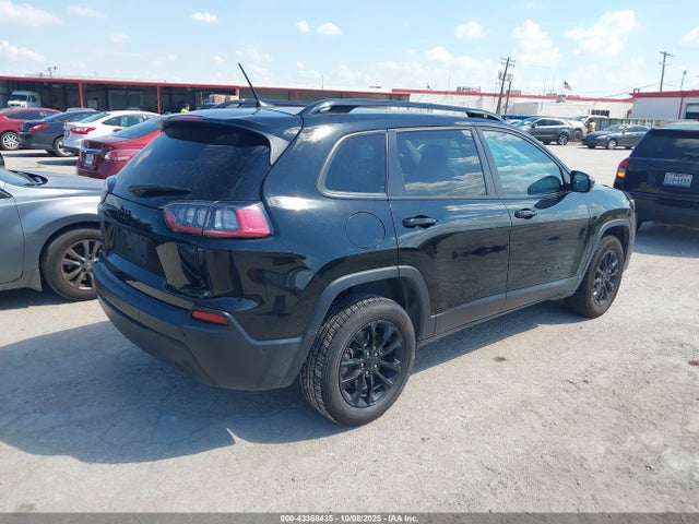 1C4PJMMBXPD112483 Jeep Cherokee