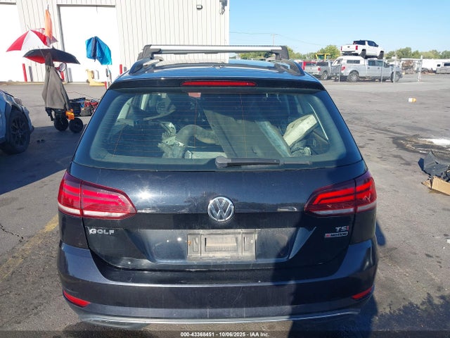 Volkswagen 2018 2018 3VW117AU0JM751591 Image 17