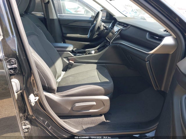 1C4RJKAG8P8814906 Jeep GRAND CHEROKEE L