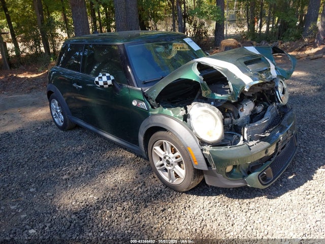 2011 MINI COOPER S WMWSV3C5XBTY12732 Photo 0