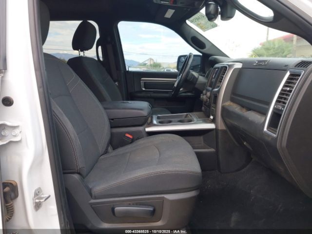 2021 RAM 1500 CLASSIC 1C6RR7LT1MS502058 Photo 4