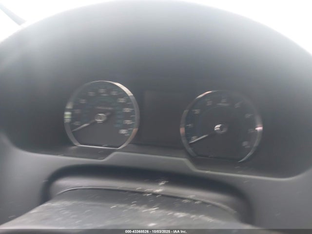 2012 JAGUAR XF SAJWA0FB8CLS22418 Photo 6