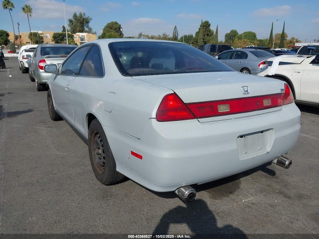 Продажа на аукционе авто 2001 Honda Accord 3.0 Lx, vin: 1HGCG224X1A035582, номер лота: 43368527