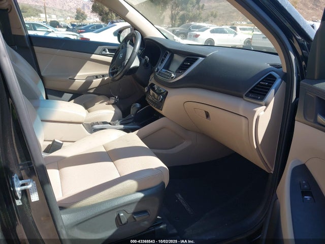 Hyundai 2016 2016 KM8J33A20GU026741 Image 5