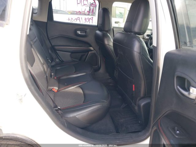 2019 JEEP COMPASS 3C4NJDDB8KT597782 Photo 7