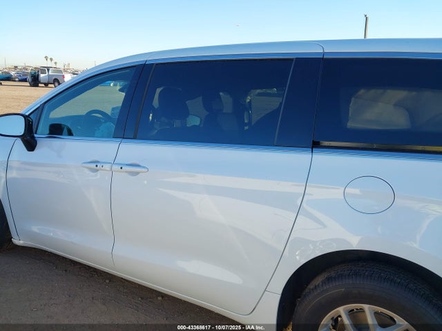Chrysler Voyager Lx 2025 2C4RC1CG1SR583071 Image 14