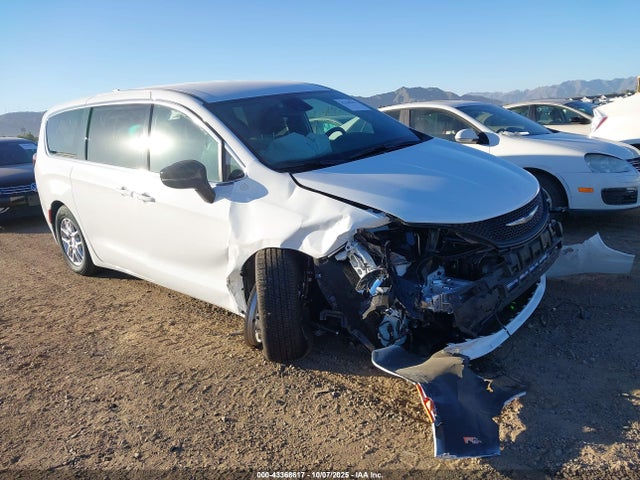 Chrysler Voyager Lx 2025 2C4RC1CG1SR583071 Image 6