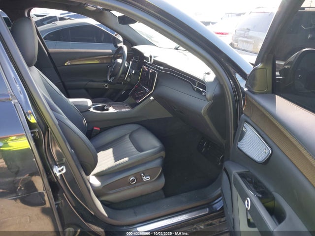 2023 MASERATI GRECALE ZN682AVM7P7429005 Photo 4