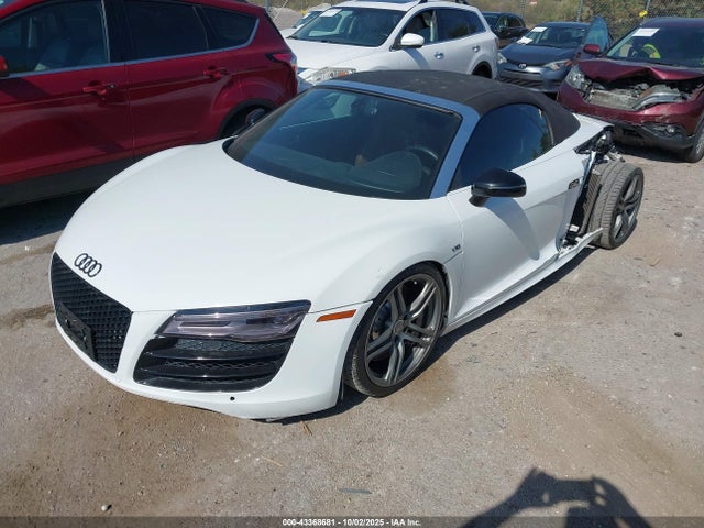2011 AUDI R8 WUAVNAFG2BN001984 Photo 1