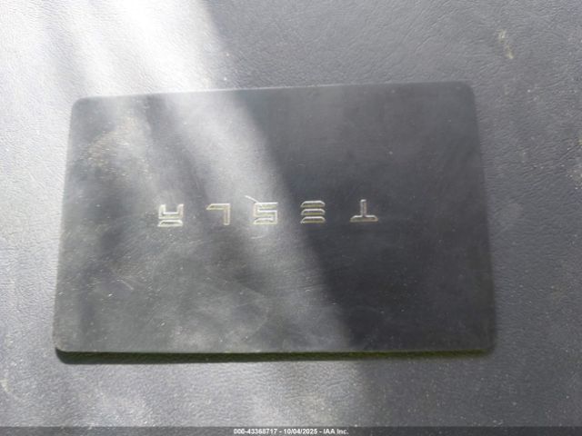 2020 TESLA MODEL Y 5YJYGDEE0LF011757 Photo 10