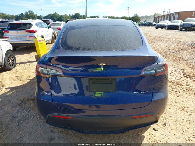 5YJYGDEE0LF011757 Tesla Model Y Long Range Dual Motor All-wheel Drive
