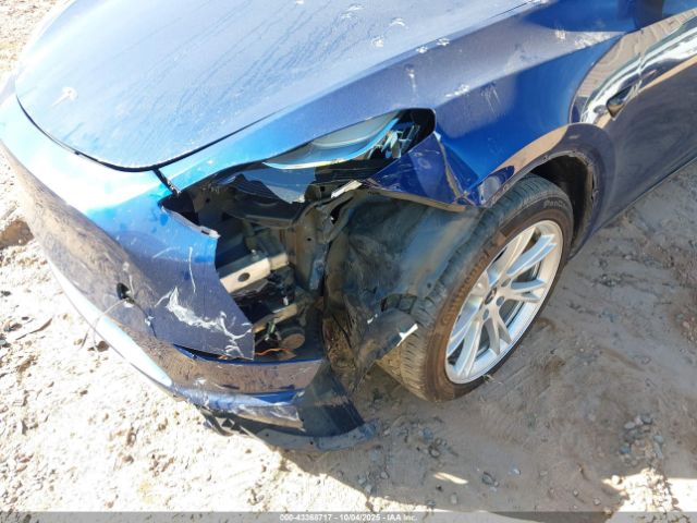 2020 TESLA MODEL Y 5YJYGDEE0LF011757 Photo 5