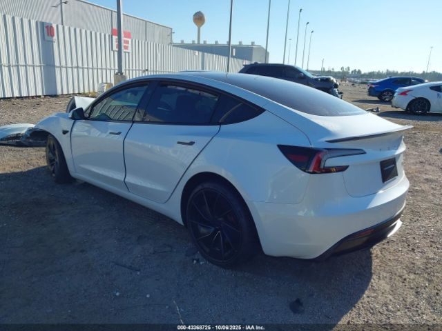 2025 TESLA MODEL 3 5YJ3E1ET4SF028427 Photo 2