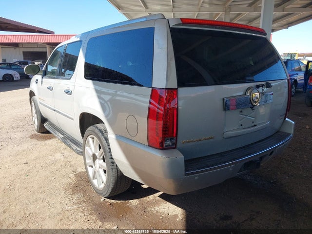2007 CADILLAC ESCALADE ESV 1GYFK66817R242610 Photo 2