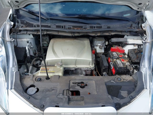 Nissan 2017 2017 1N4BZ0CP5HC300088 Image 10