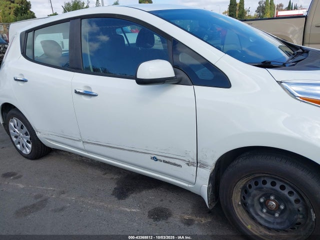Nissan 2017 2017 1N4BZ0CP5HC300088 Image 15