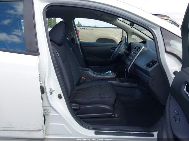 Nissan 2017 2017 1N4BZ0CP5HC300088 Image 5