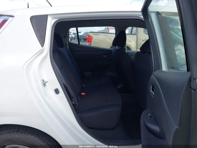 Nissan 2017 2017 1N4BZ0CP5HC300088 Image 8