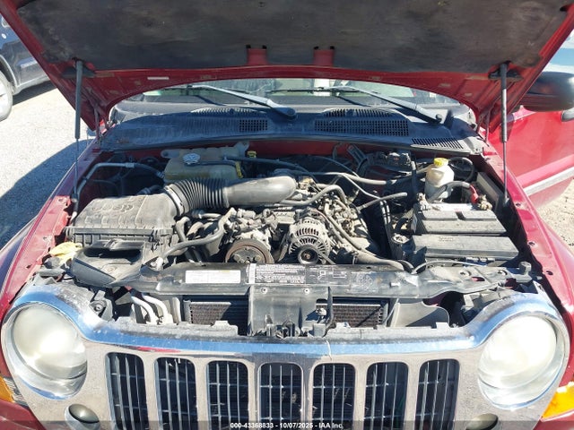 43368833 :رقم المزاد ، 1J4GL58K85W670564 vin ، 2005 Jeep Liberty Limited Edition مزاد بيع
