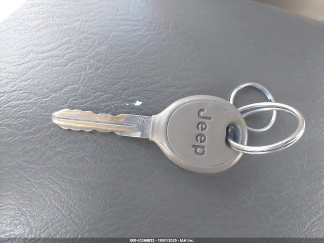 43368833 :رقم المزاد ، 1J4GL58K85W670564 vin ، 2005 Jeep Liberty Limited Edition مزاد بيع