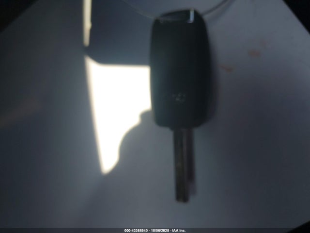 5XYPGDA52HG207393 KIA 2017