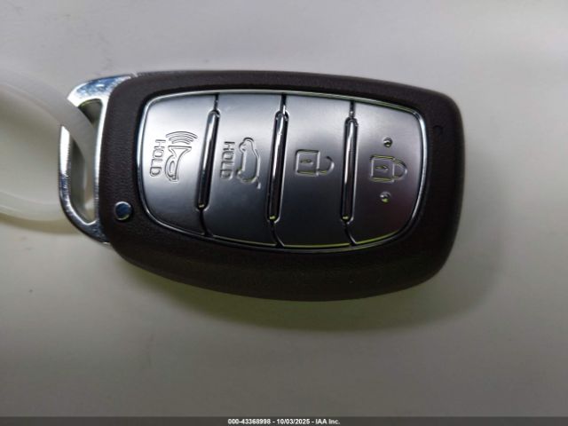 2022 HYUNDAI IONIQ HYBRID KMHC75LC1NU275853 Photo 10