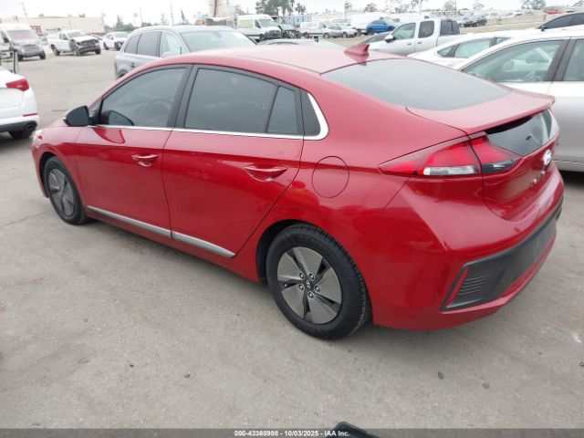 2022 HYUNDAI IONIQ HYBRID KMHC75LC1NU275853 Photo 2