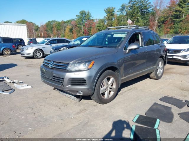 2011 VOLKSWAGEN TOUAREG WVGFF9BP8BD003162 Photo 1