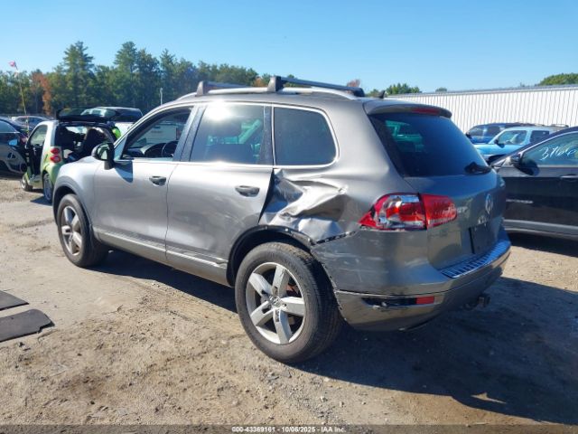 2011 VOLKSWAGEN TOUAREG WVGFF9BP8BD003162 Photo 5