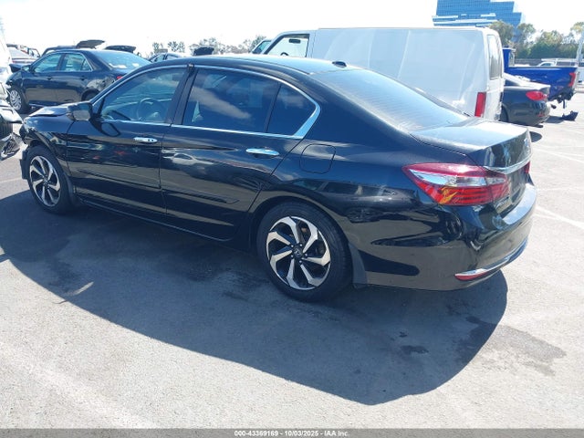 1HGCR2F70GA021696 Honda k24w1