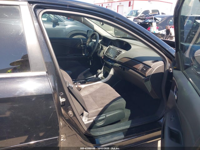 1HGCR2F70GA021696 Honda k24w1