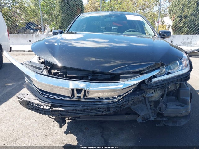 1HGCR2F70GA021696 Honda k24w1