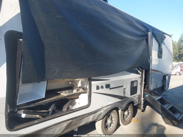 Rockwood Mini Light Travel Trailer 2022 4X4TRLB24ND450196 Image 6