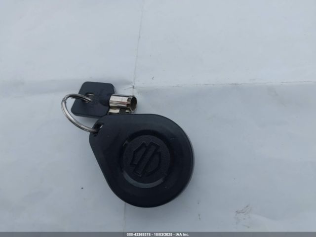 2022 HARLEY-DAVIDSON FLTRXS 1HD1KTP21NB669069 Photo 10