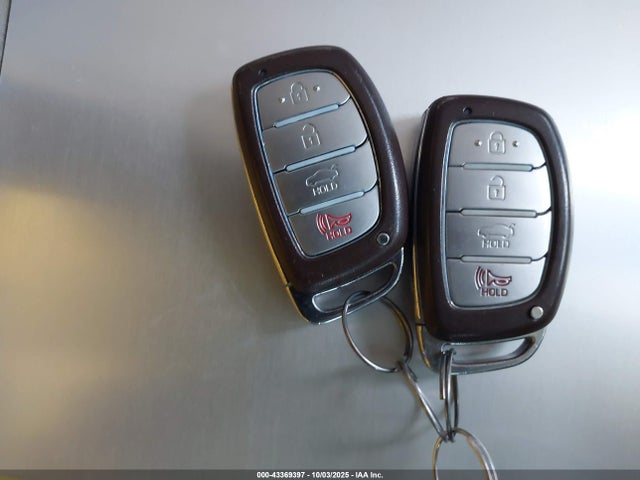 Hyundai 2017 2017 5NPE34AF6HH473679 Image 11